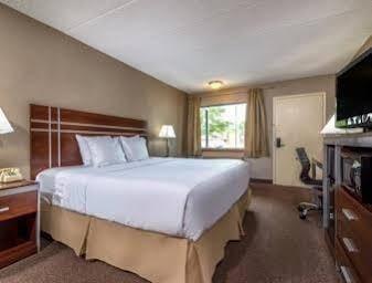 Days By Wyndham Hotel Vineland